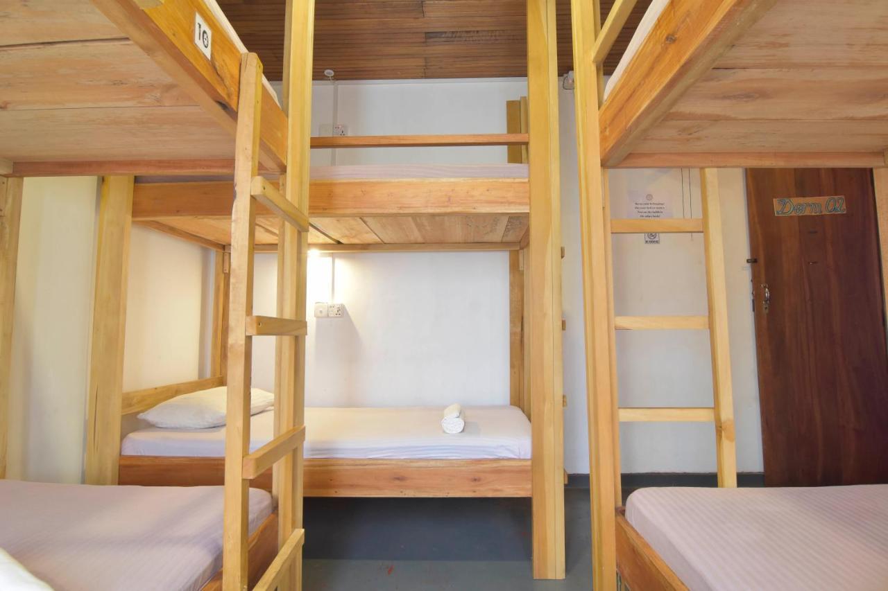 Jay'S Bunks-Kandy Hostel (Adults Only) Exterior photo