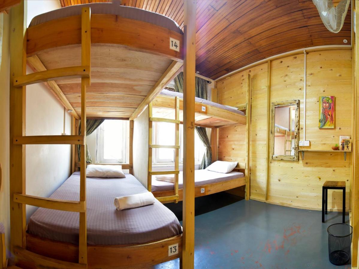 Jay'S Bunks-Kandy Hostel (Adults Only) Exterior photo